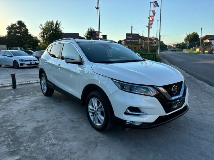 Nissan Qashqai 1.5 dCi 115 CV Business - immagine 3