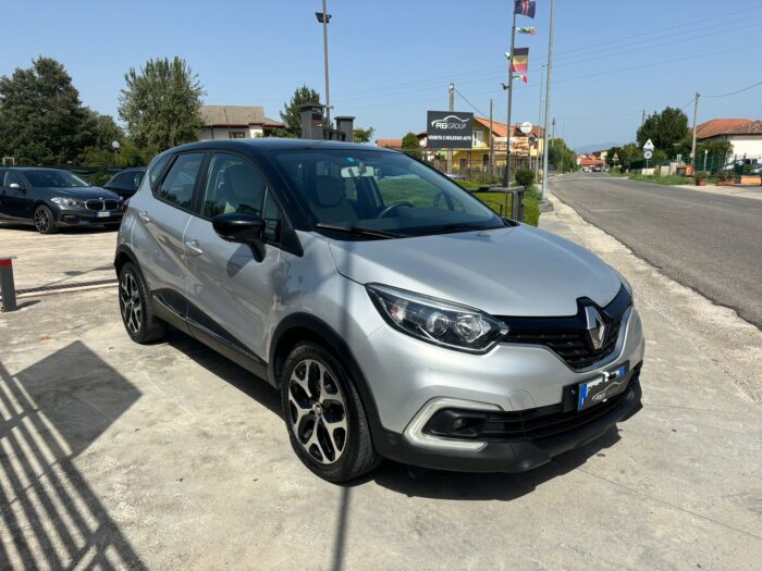 Renault Captur dCi 8V 90 CV Start&Stop Energy Life - immagine 3