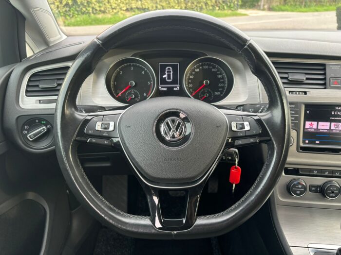 Volkswagen Golf 1.6 TDI 110 CV DSG 5p. Executive BlueMotion Technology - immagine 13