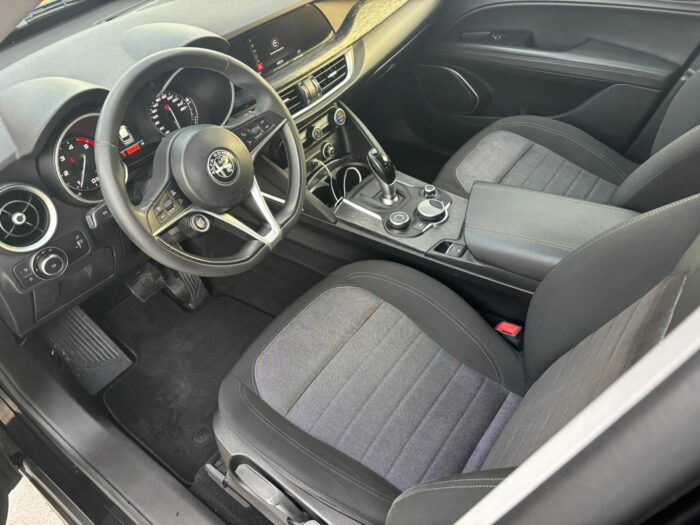 Alfa Romeo Stelvio 2.2 Turbodiesel 160 CV AT8 RWD Business - immagine 13